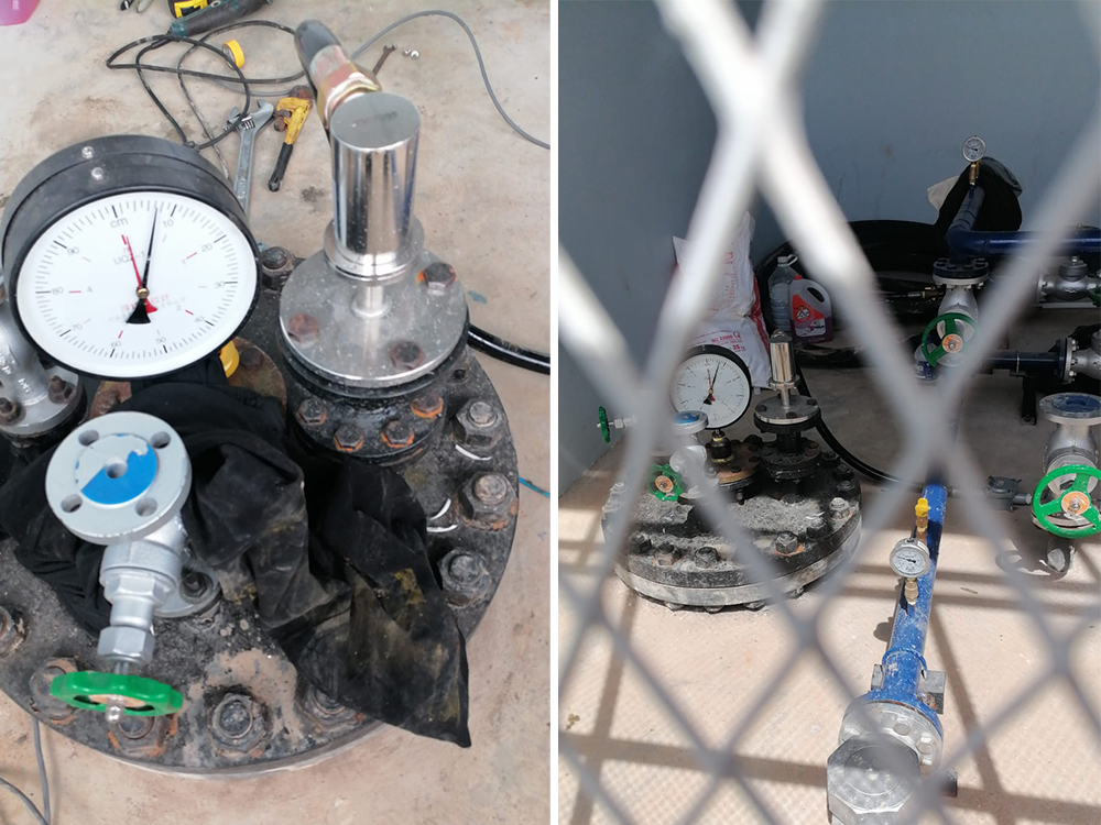 Field photo showing PokcenserTech magnetostrictive level transmitters installed on pressurized industrial tanks for liquid level monitoring.